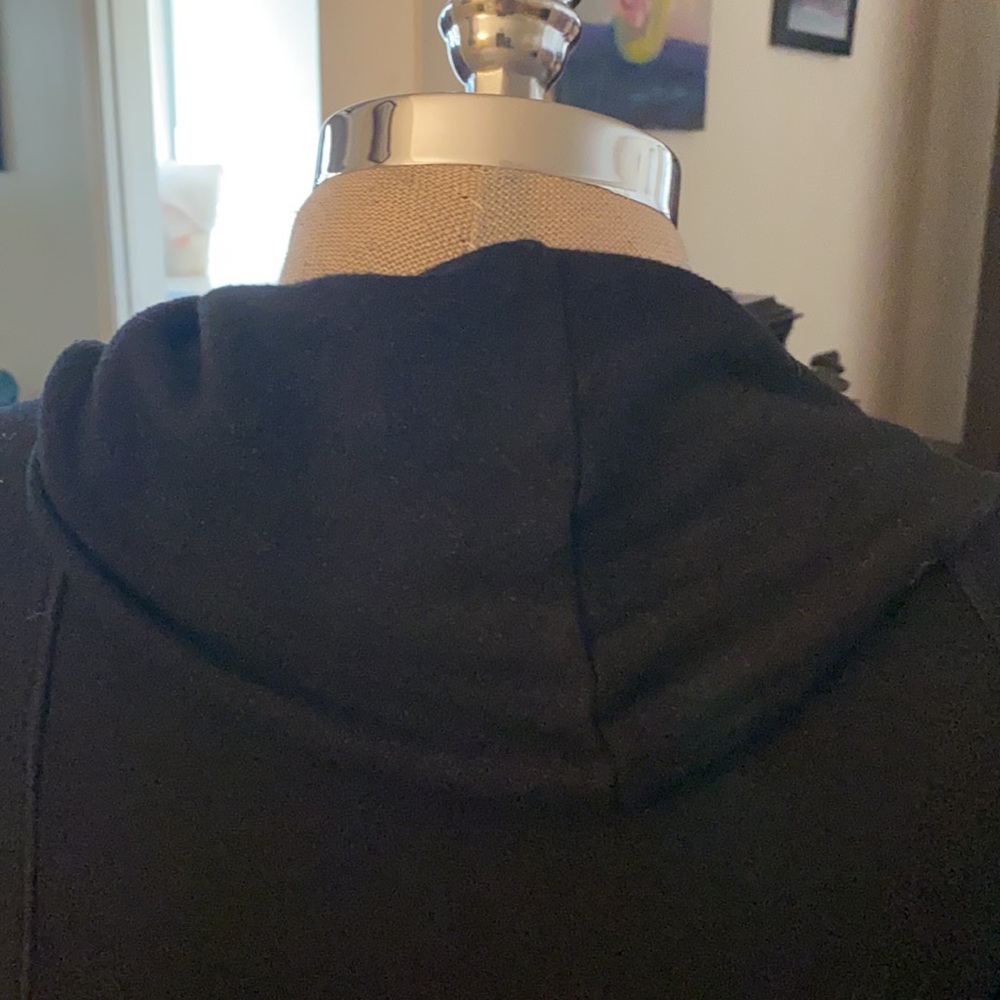 EVEREVE + Michael Stars from Neiman’s black jersey dress w/ hoodie. Made in USA - Picture 10 of 15